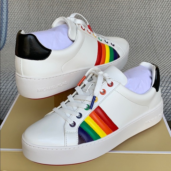 MICHAEL KORS POPPY LACE UP NAPPA PU OPTICWHT/BLK - Picture 4 of 16